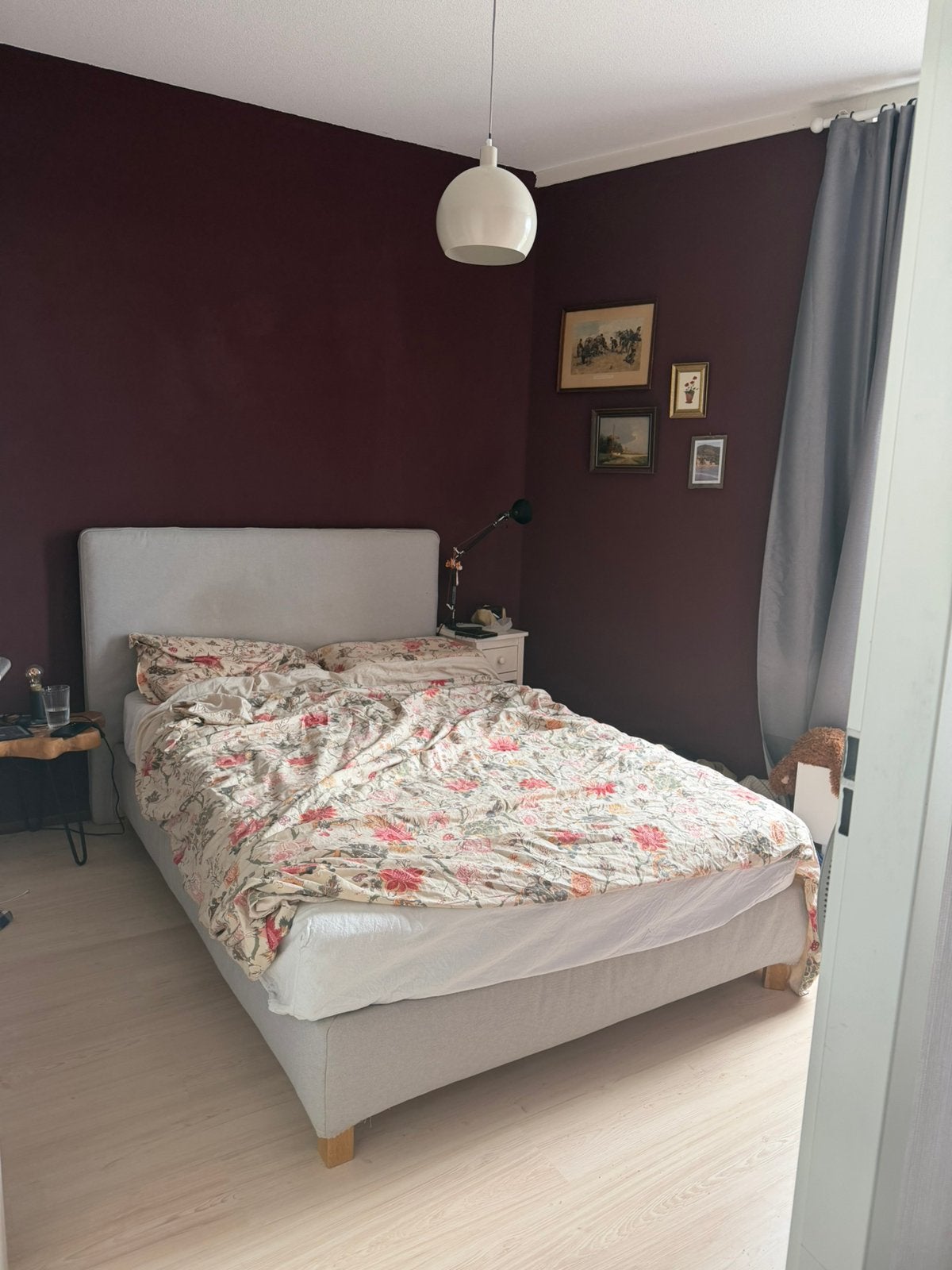 Gratis bed + matras, Ophalen, Tweepersoons, 140 cm, Zo goed als nieuw