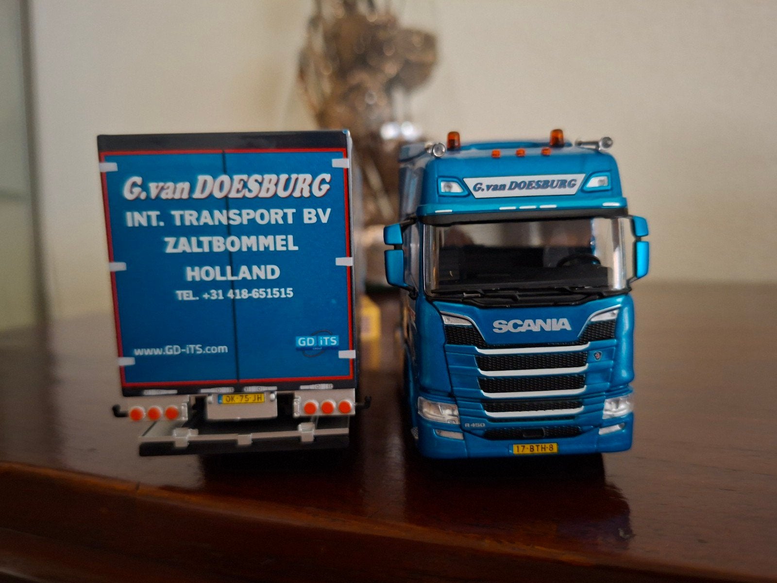 Scania G van Doesburg met ovp nieuw, Hobby en Vrije tijd, Ophalen of Verzenden, Nieuw, Bus of Vrachtwagen, Overige merken