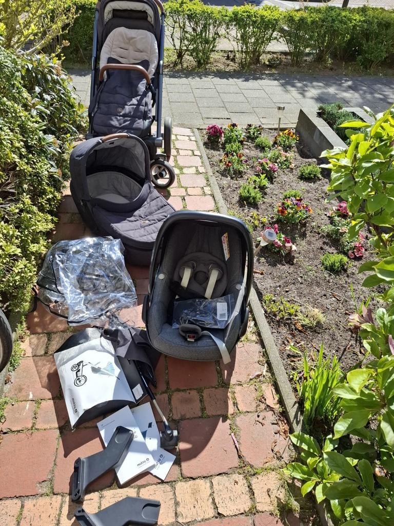 Mutsy I2 complete set maxi cosi, wieg, adapter regenhoes, Kinderen en Baby's, Kinderwagens en Combinaties, Gebruikt, Mutsy, Verstelbare duwstang