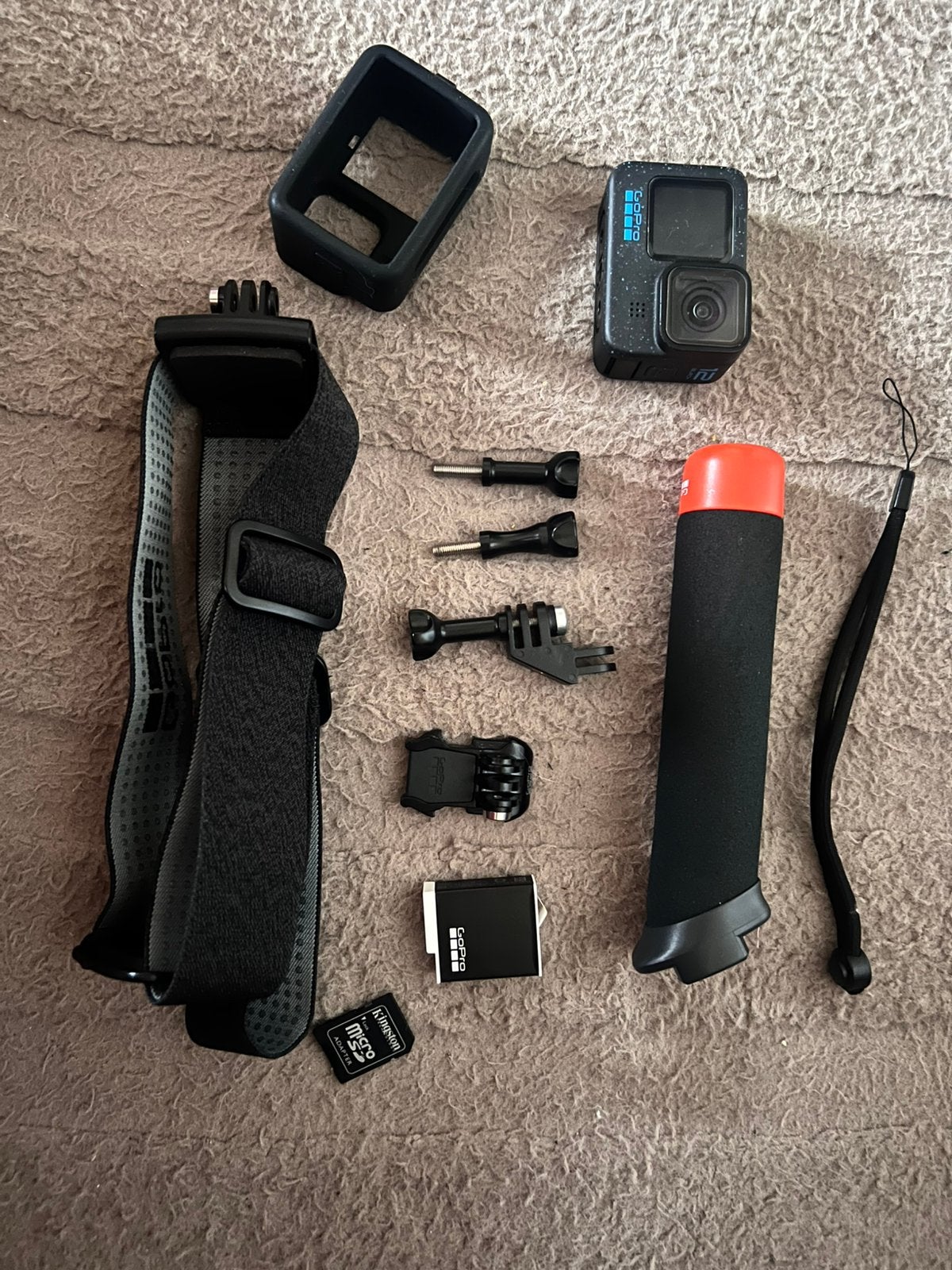 Go pro hero 12 accesorie kit, Ophalen of Verzenden, Zo goed als nieuw, GoPro