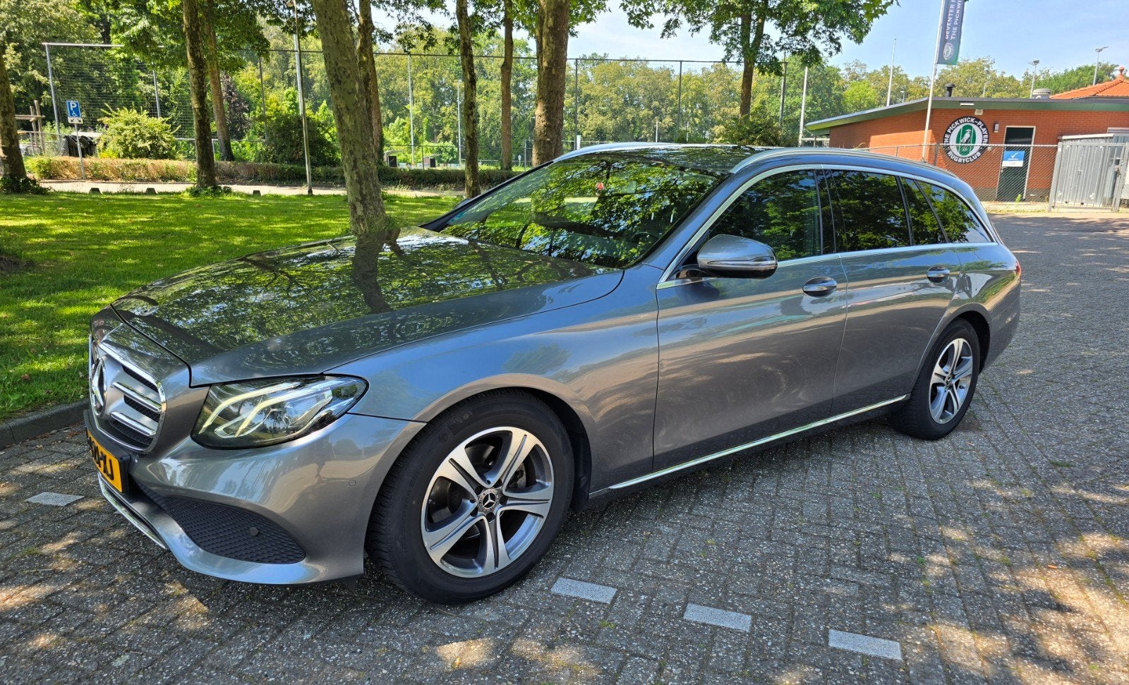 Mercedes-Benz E-Klasse E200 184pk 9G-TRONIC 2017 Grijs, Auto's, Mercedes-Benz, Achterwielaandrijving, 4 cilinders, Stationwagon