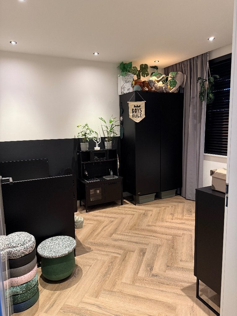 Mat zwart Kidsmill Intense II Ledikant Commode XL Kast set, Kinderen en Baby's, Ophalen, Zo goed als nieuw, Jongetje of Meisje