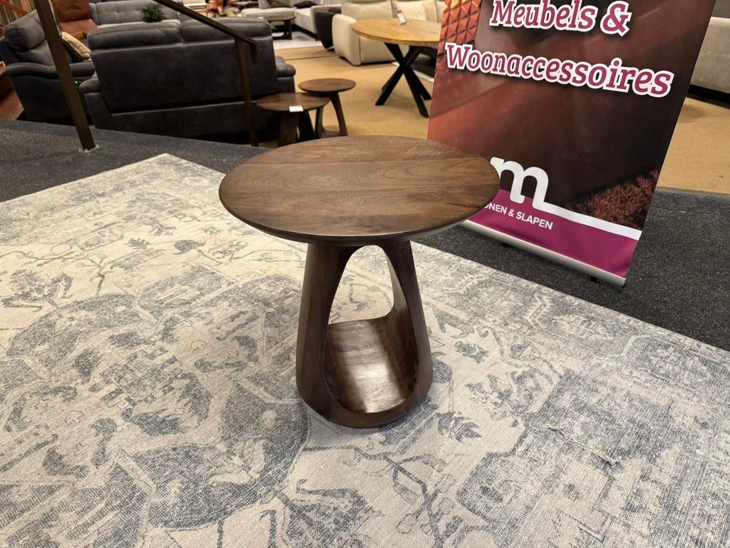 Bijzettafel Bernard Walnoot mango Ø50cm  Direct leverbaar, Minder dan 55 cm, #Japandi#Modern#Walnoot#Bruin#Bijzettafel#Salontafel
