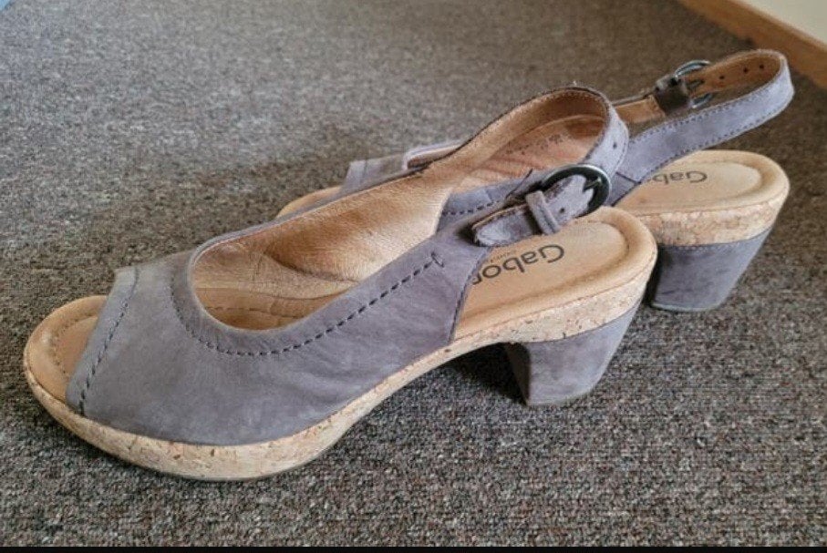 Gabor Comfort Zomerschoenen - Leer - Zo goed als nieuw, Ophalen of Verzenden, Zo goed als nieuw, Grijs, Sandalen of Muiltjes