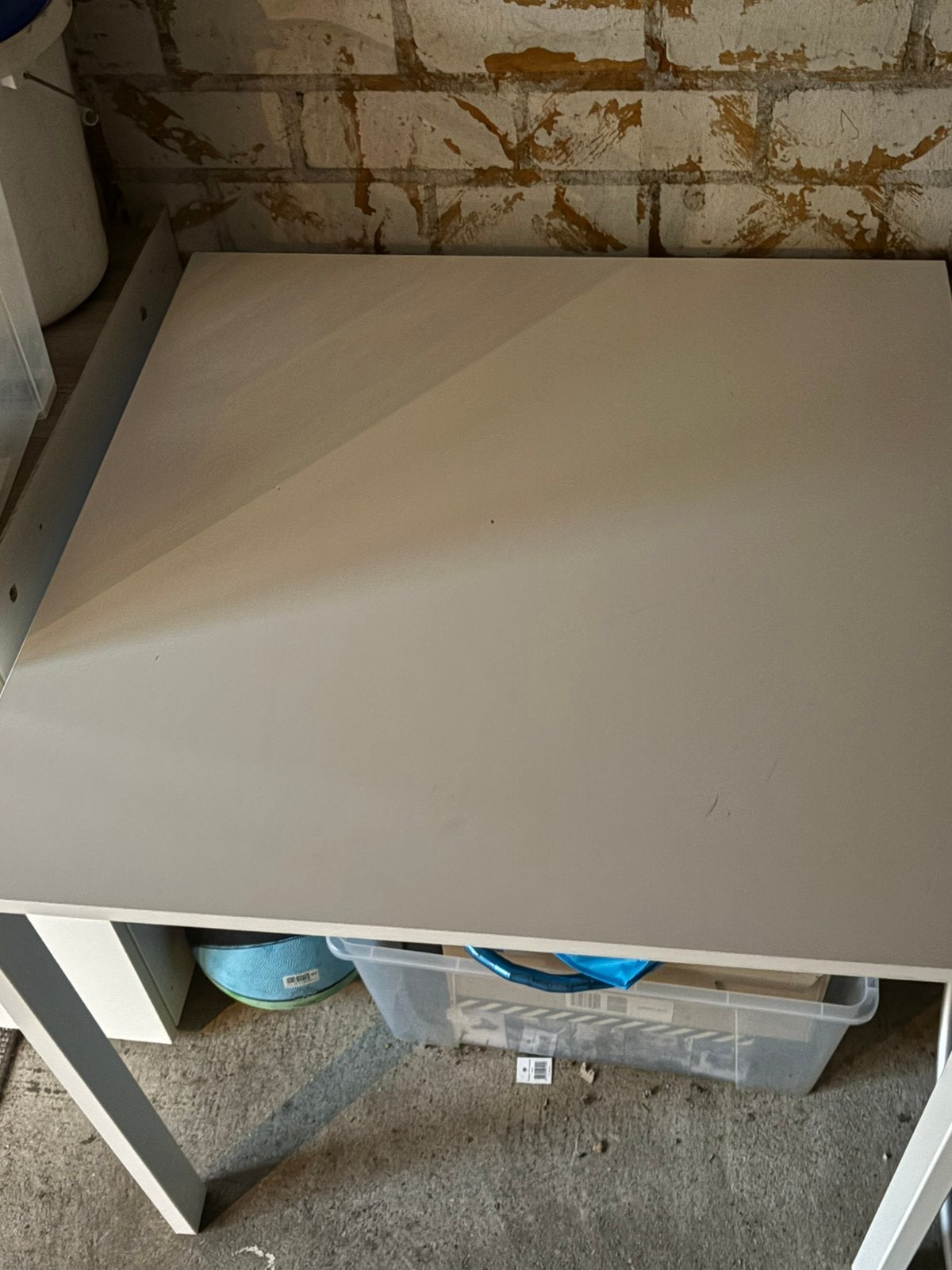 Vierkante stevige keukentafel, Ophalen, Vierkant, Tot twee personen, 50 tot 100 cm