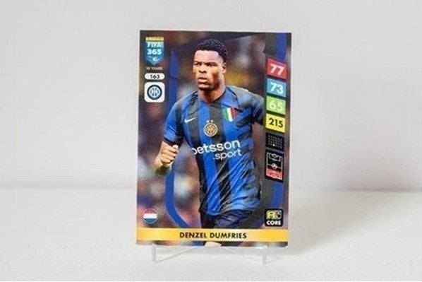 Fifa 365 Panini Trading Card Denzel Dumfries, Ophalen of Verzenden, Zo goed als nieuw, Losse kaart