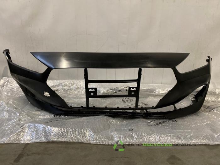 Voorbumper van een Hyundai I30 Fastback, Auto-onderdelen, Gebruikt, -, -, Ophalen of Verzenden