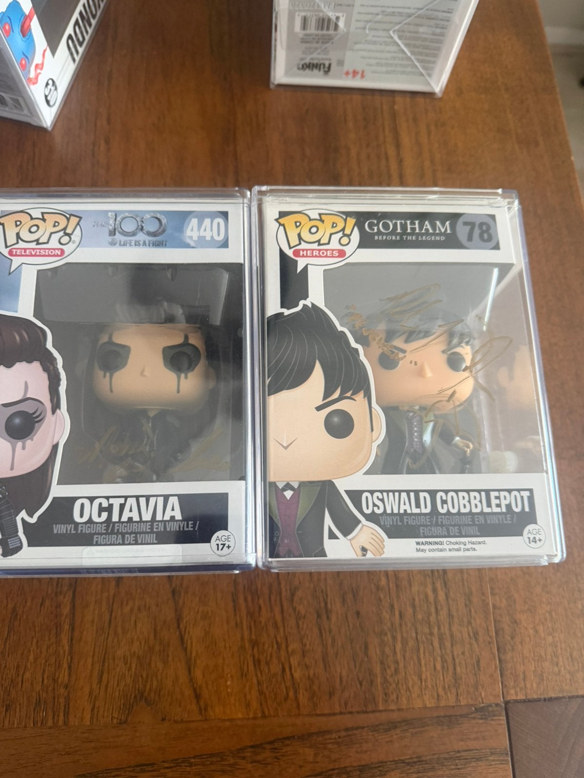 Gesigneerde Funko Pops: Octavia en Oswald Cobblepot, Ophalen of Verzenden, Zo goed als nieuw