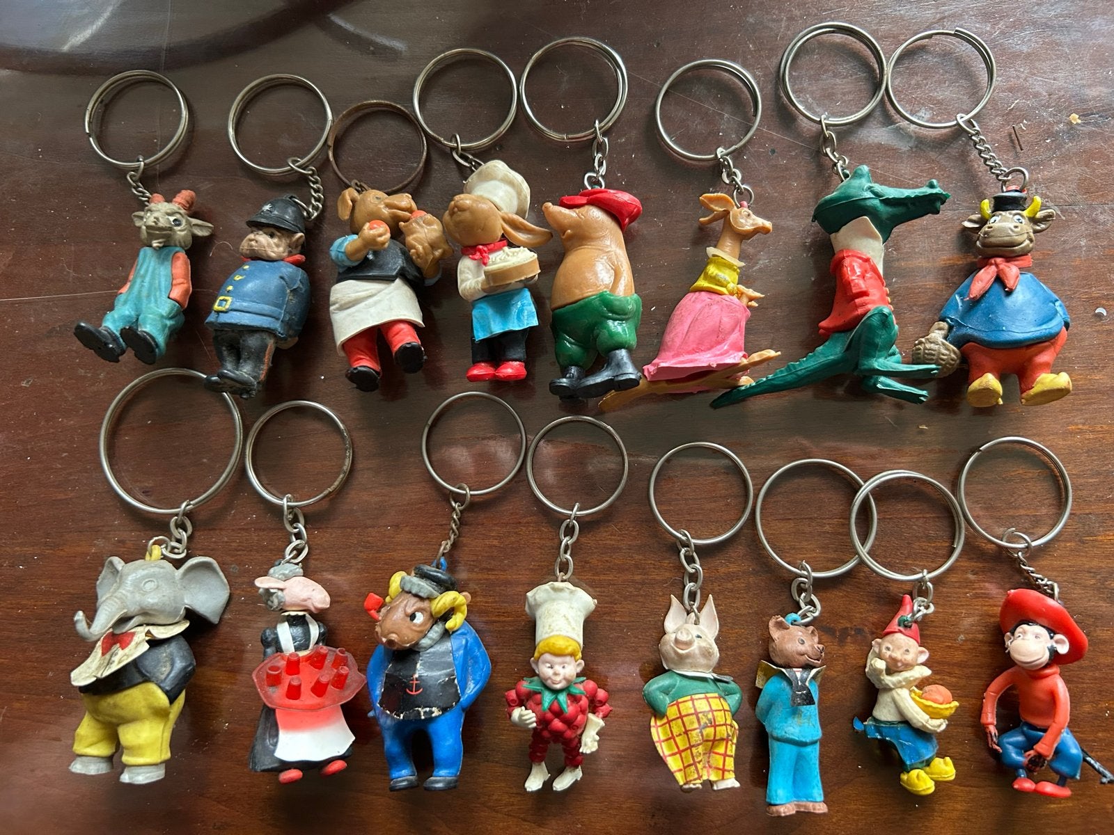 Flipje en zijn vriendjes - 16 oude sleutelhangers jaren '60, Ophalen of Verzenden, Gebruikt, Overige typen