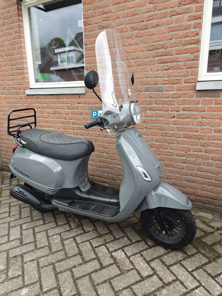 DJJD Cashmere 25km snor scooter BTC nardo grey, Fietsen en Brommers, Snorfietsen en Snorscooters, Gebruikt, Benzine, Ophalen, Overige merken