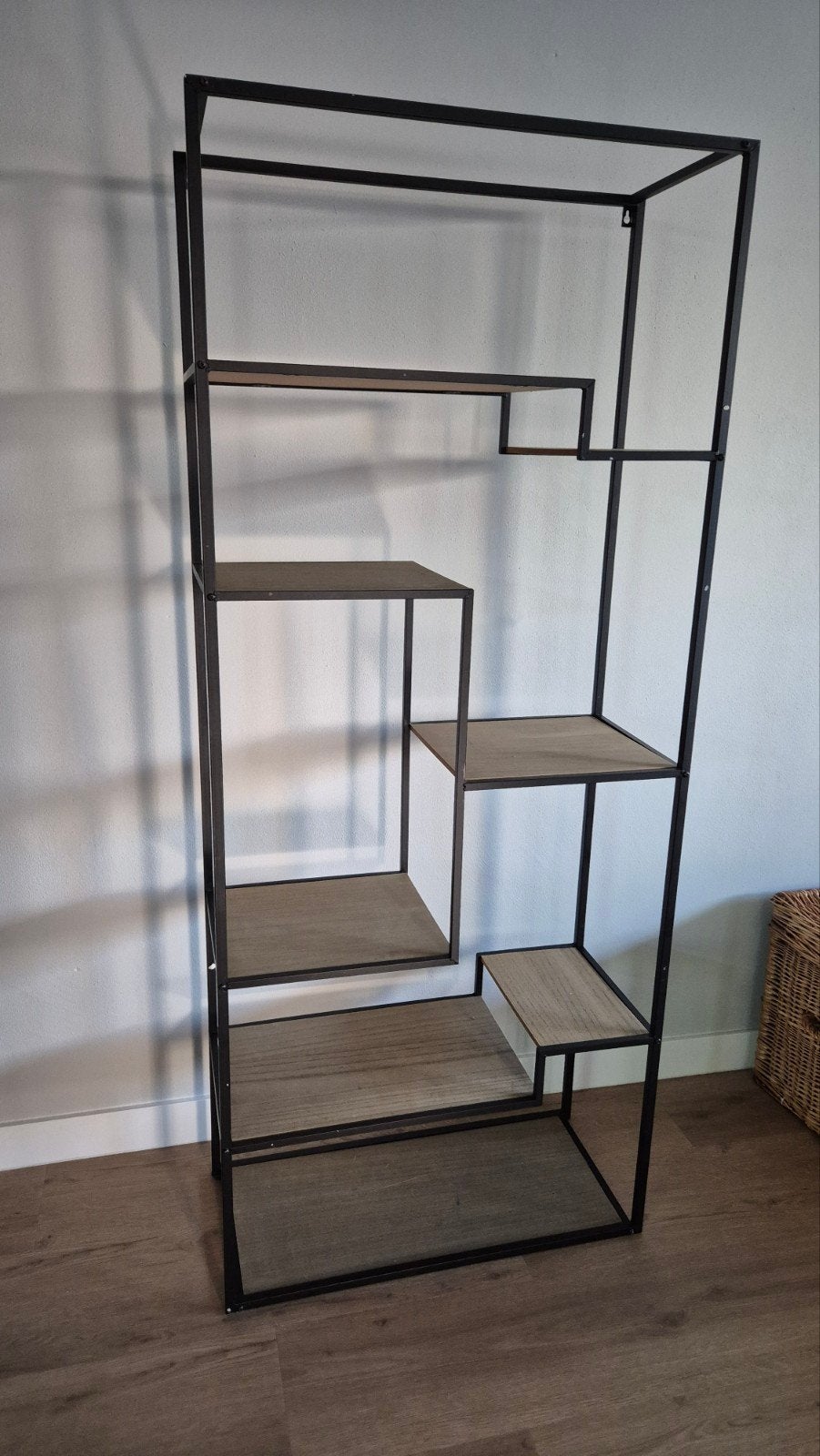 Vakkenkast Charlie - Boekenkast voor studentenkamer, Met plank(en), 50 tot 100 cm, Zo goed als nieuw, 25 tot 50 cm