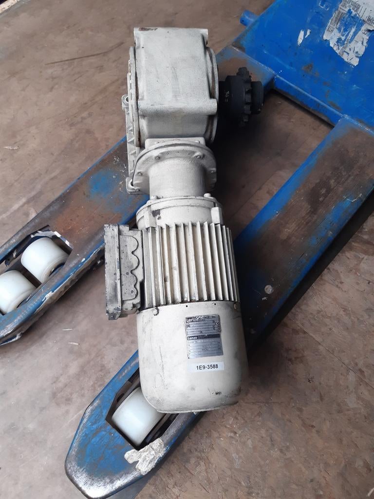 Aandrijving met rem, Ophalen, Gebruikt, Elektromotor, Minder dan 1400 rpm
