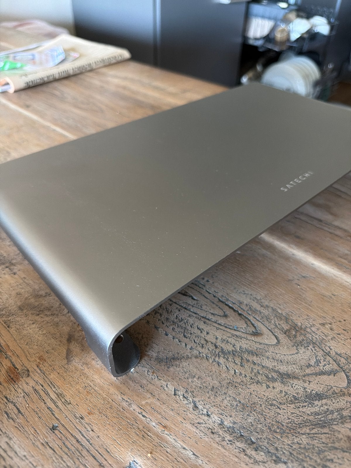 Satechi Monitor Standaard - Aluminium - Ruimtegrijs, Ophalen, Zo goed als nieuw, 60 Hz of minder, IPS