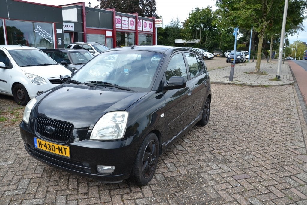 Kia Picanto 1.1 X-tra APK 11-9-27 (bj 2007), Gebruikt, 4 cilinders, Zwart, Bedrijf