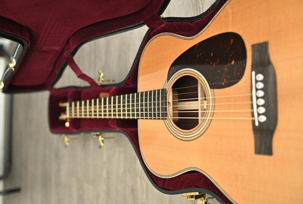 Martin 00-28 Modern Deluxe, Muziek en Instrumenten, Ophalen, Nieuw, Western- of Steelstringgitaar