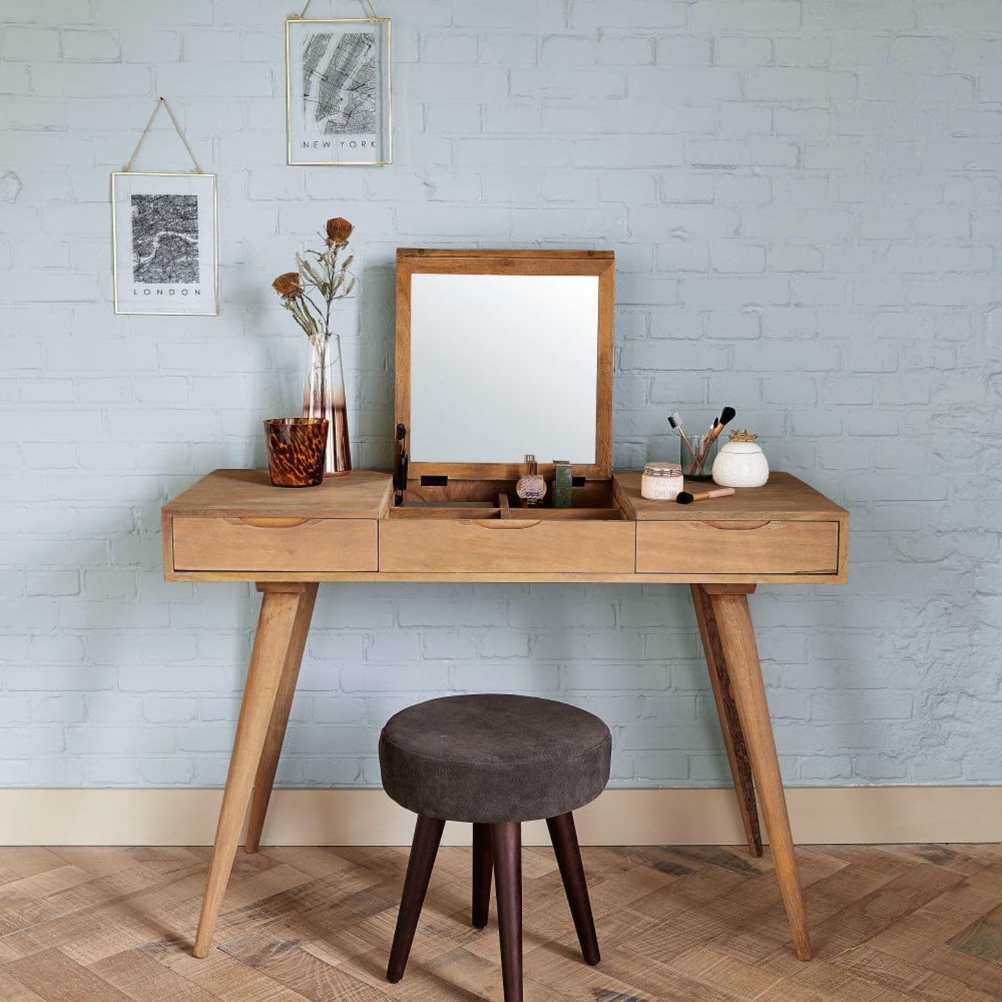 Foto 4 van Make-up tafel van massief mangohout