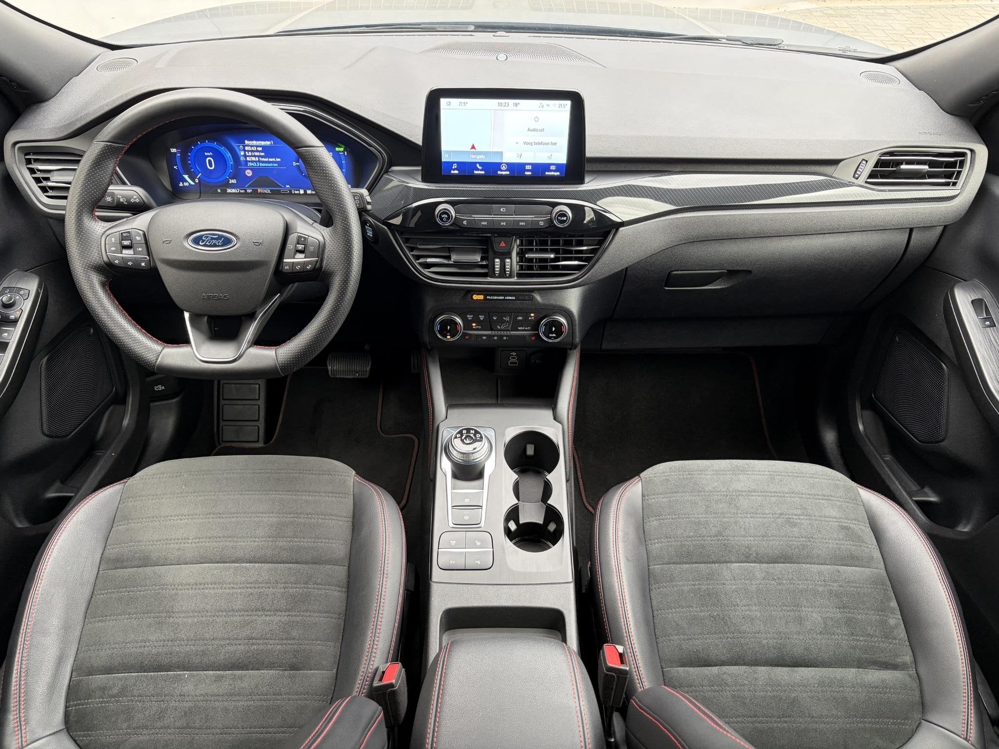 Ford Kuga 2.5 PHEV ST-Line X / Dealer onderhouden / Trekgewi, Auto's, Dealer onderhouden, 14 kWh, Gebruikt, Euro 6