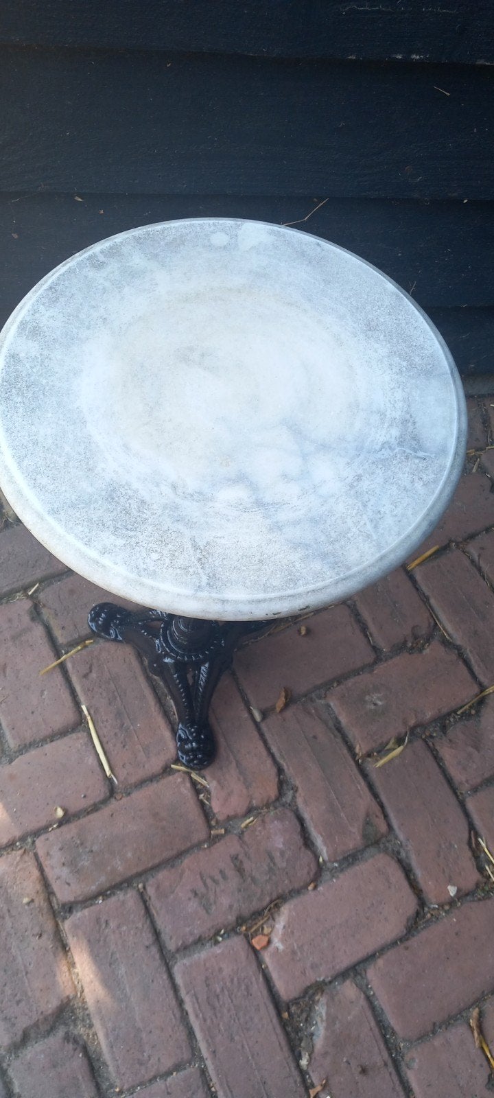 Gietijzeren tafeltje met marmeren blad, Ophalen