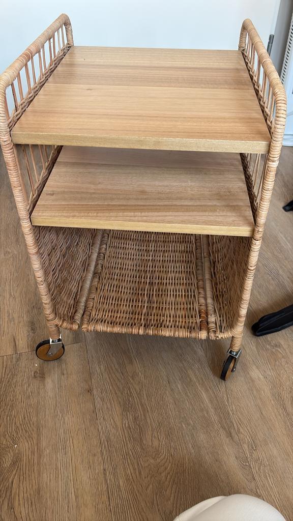 Ikea FRYKSÅS Opbergmeubel op wielen, rotan, 37x53 cm, Huis en Inrichting, Kasten | Overige, Ophalen, Zo goed als nieuw