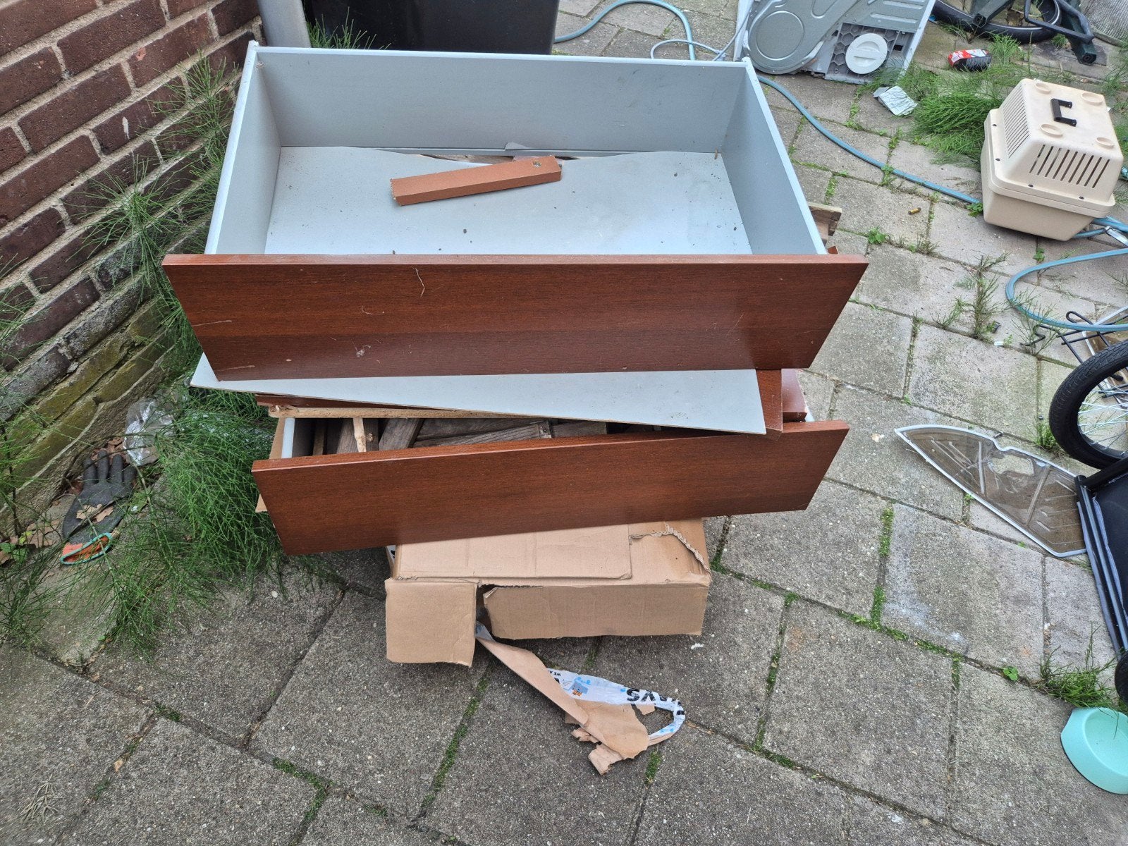 Twee houten laden, bovenste leeg, onderste vol met hout, 1 of 2 laden, Ophalen of Verzenden, Gebruikt, Overige houtsoorten