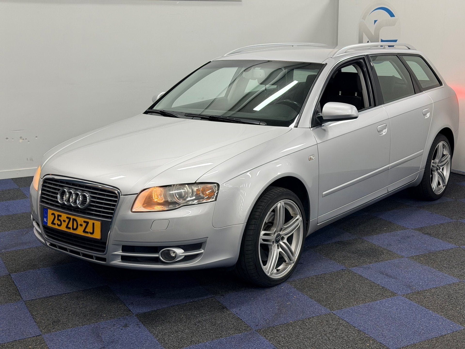 Audi A4 Avant 2.0 TFSIe Advance / NETTE AUTO / NAVI-MULTIEME, Voorwielaandrijving, Gebruikt, 4 cilinders, 1984 cc