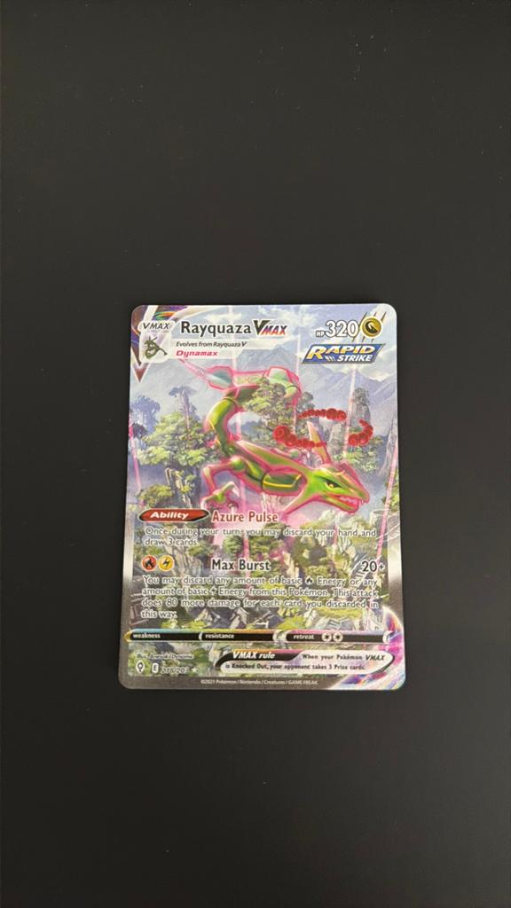 Rayquaza 218 kaart, Hobby en Vrije tijd, Verzamelkaartspellen | Pokémon, Ophalen, Nieuw, Losse kaart, Foil