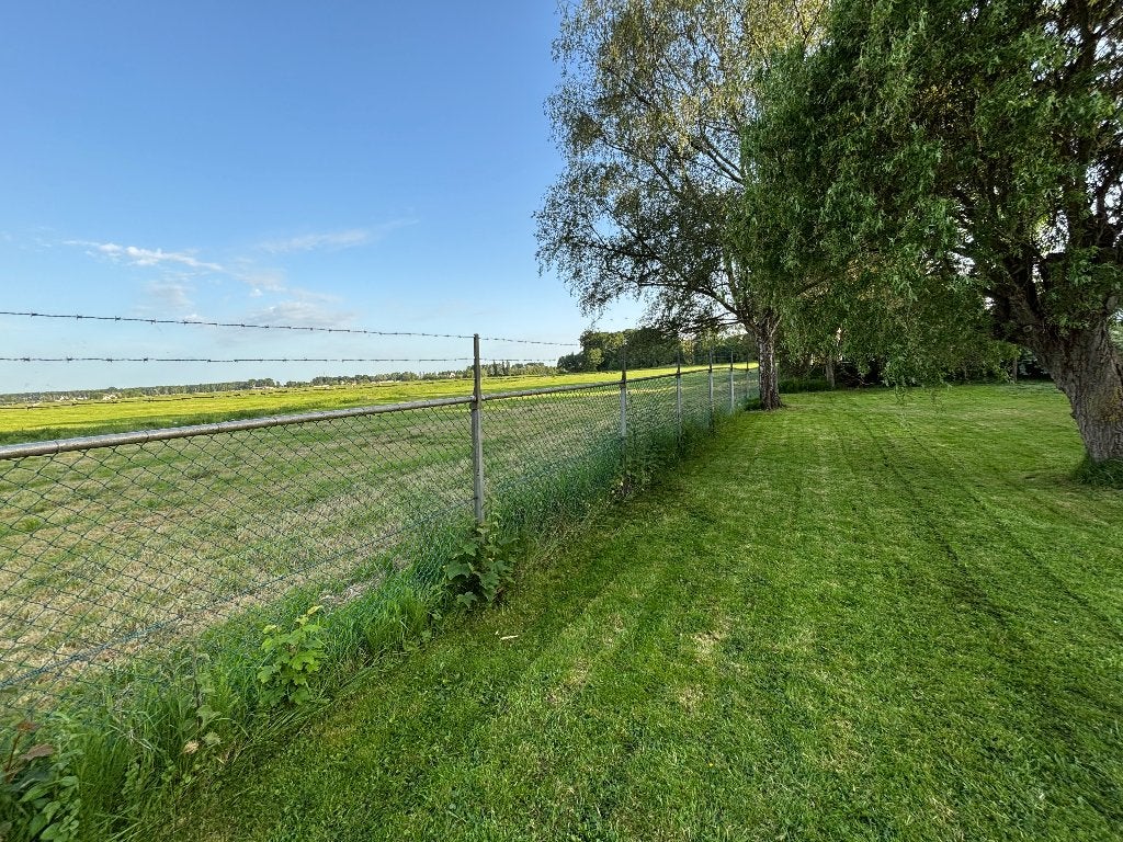 Harmonicagaas hekwerk met prikkeldraad (30 meter lang), Ophalen, Gebruikt, IJzer, Gaashekwerk