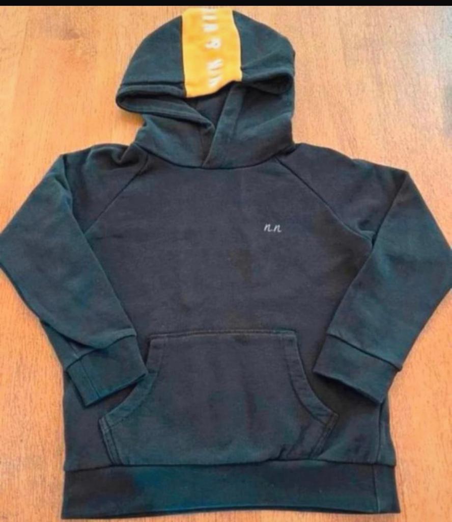 NIK&NIK hoodie trui mt 116 zwart, Ophalen of Verzenden, Zo goed als nieuw, Jongen, Trui of Vest
