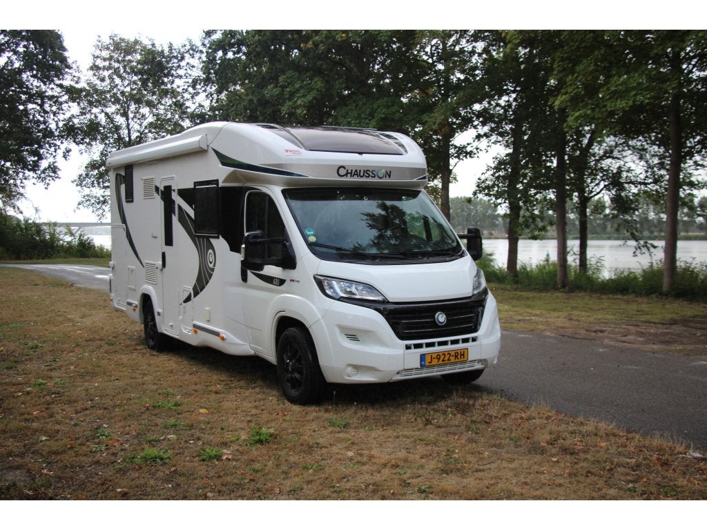Chausson 630 Premium (1059027), Chemisch toilet, Ringverwarming, Startonderbreker, 6 tot 7 meter