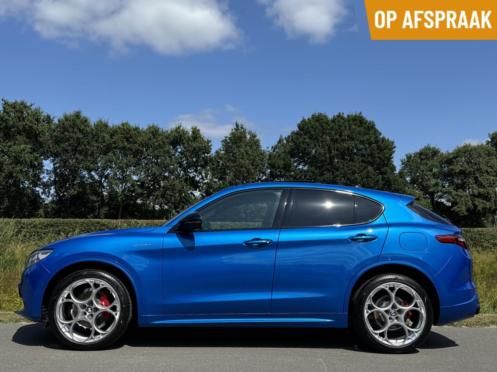 Alfa Romeo Stelvio 2.0t Q4 Veloce my22, BTW, 21 inch, Misano, Auto's, Automaat, Zwart, 4 cilinders, Blauw