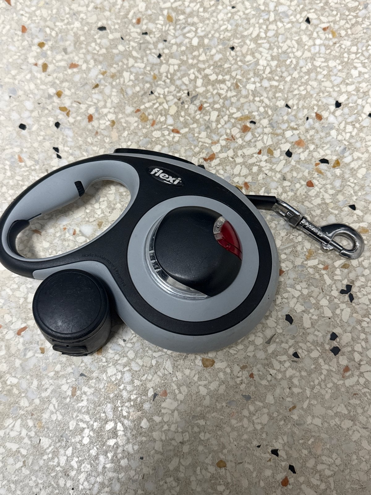 Flexi rolriem met lampje en poepzakhouder, Ophalen, Zo goed als nieuw