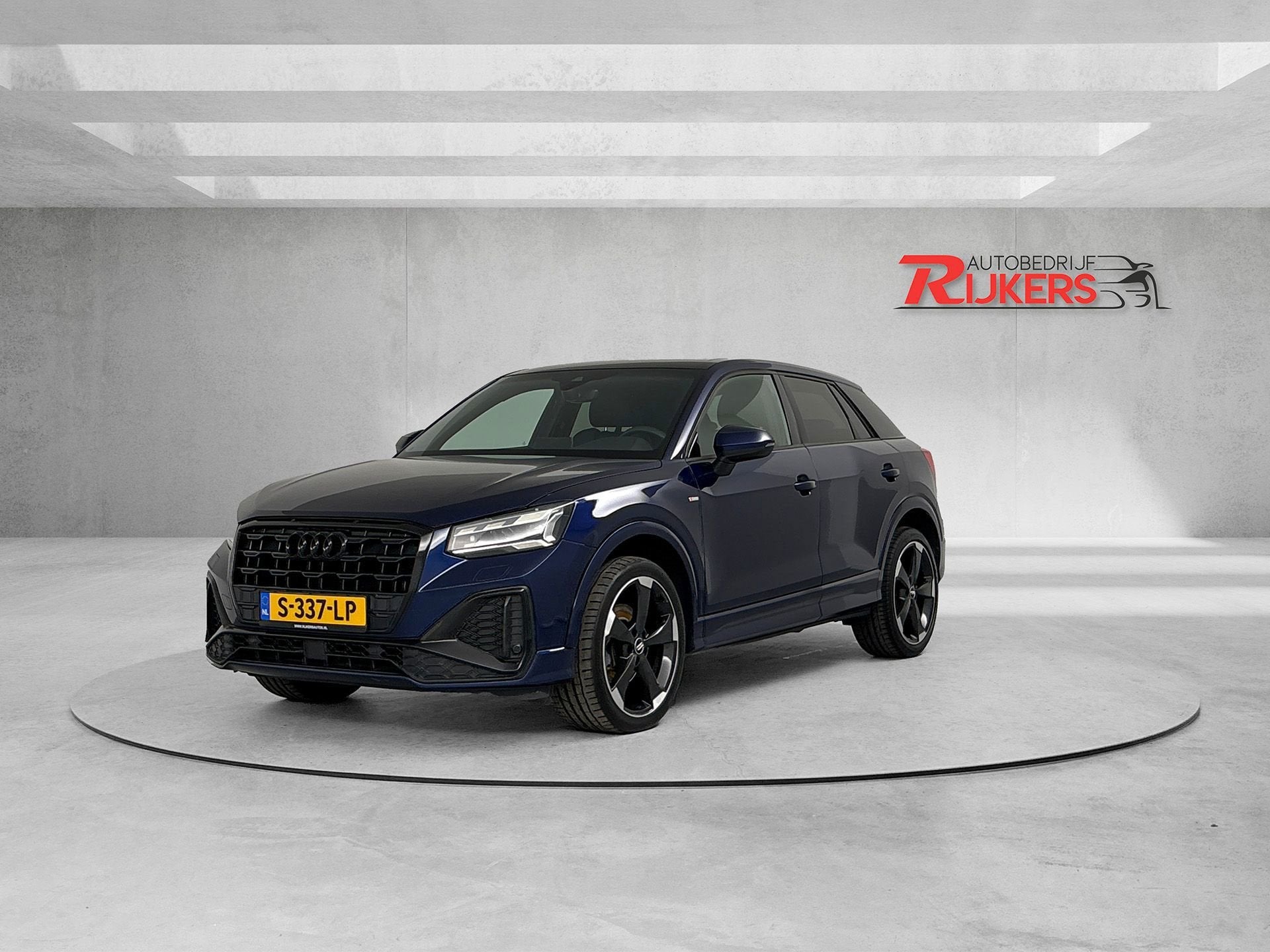 Audi Q2 35 TFSI S Edition 150PK, Virtual,Panoramadak,Apple C, Auto's, Dealer onderhouden, 4 cilinders, 150 pk, Blauw