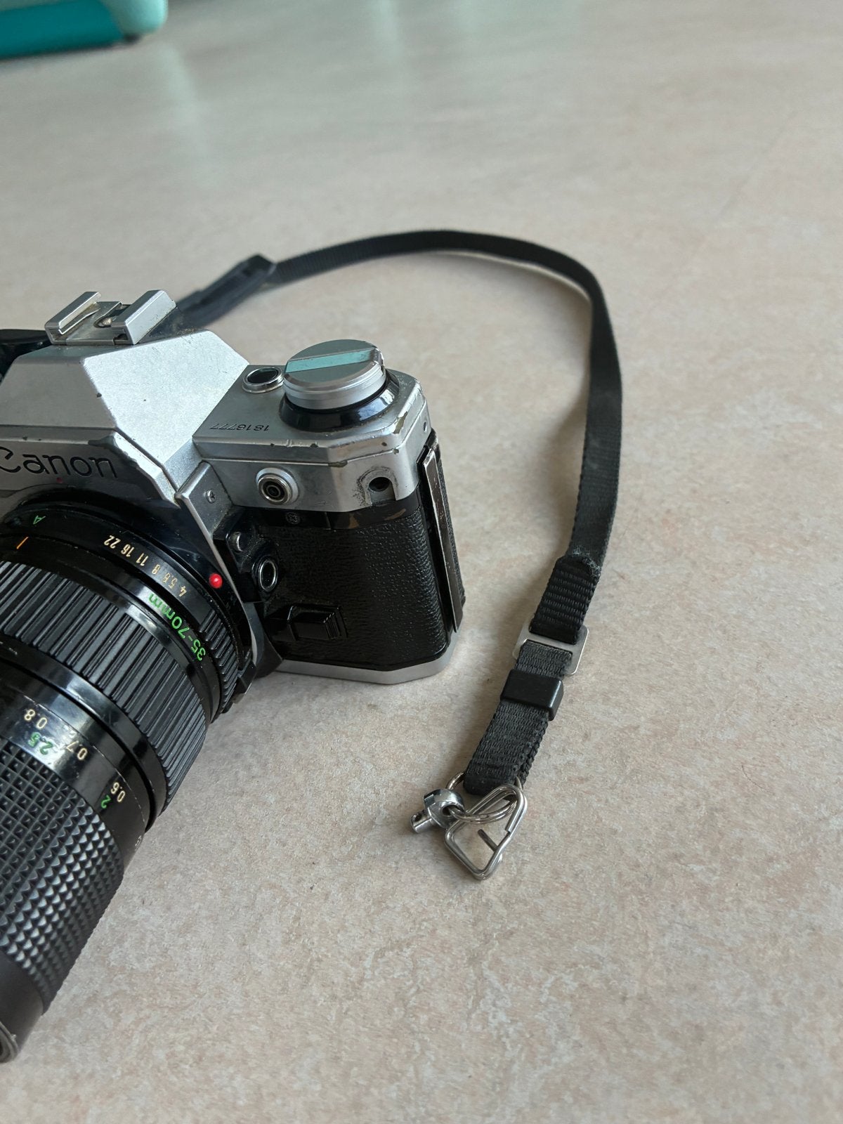 Foto 5 van Canon AE-1 Spiegelreflexcamera met 4 lenzen