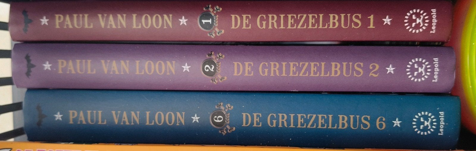 Griezelbus 1, 2 en 6, Boeken, Ophalen of Verzenden, Zo goed als nieuw, Paul van Loon, Non-fictie