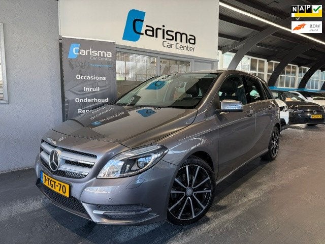 Mercedes-Benz B-klasse 180 Ambition Aut.|Navi|Cruise|Trekhaa, 1325 kg, Gebruikt, Euro 6, 4 cilinders