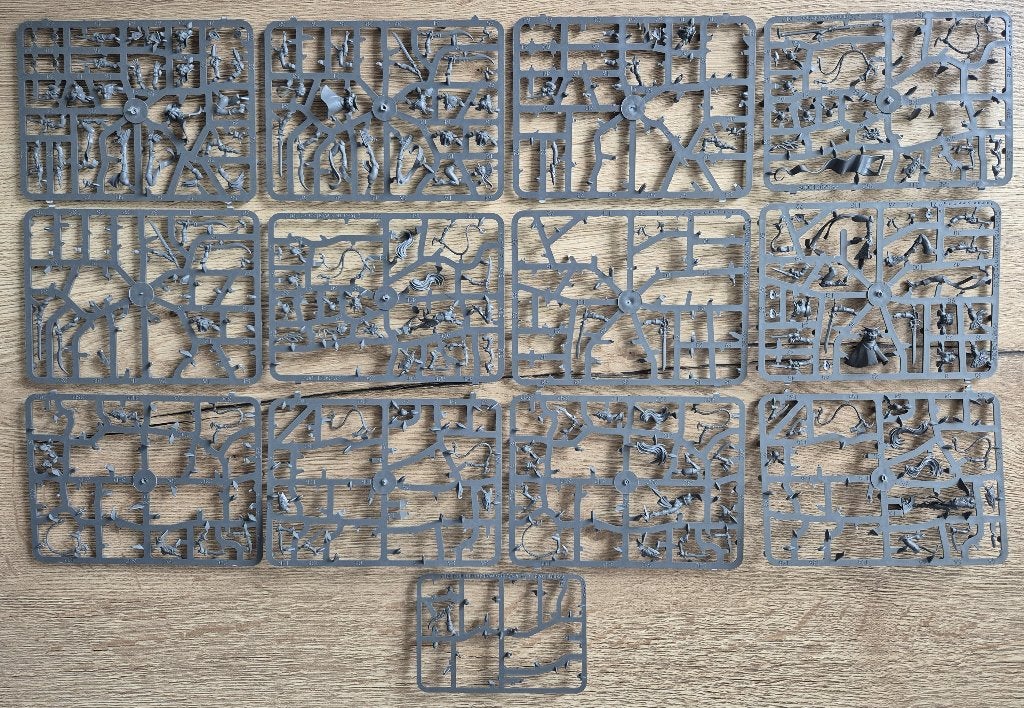 Daughters of Khaine en Harlequin Troupe - Restant sprues, Ophalen of Verzenden, Gebruikt, Warhammer 40000, Figuurtje(s)