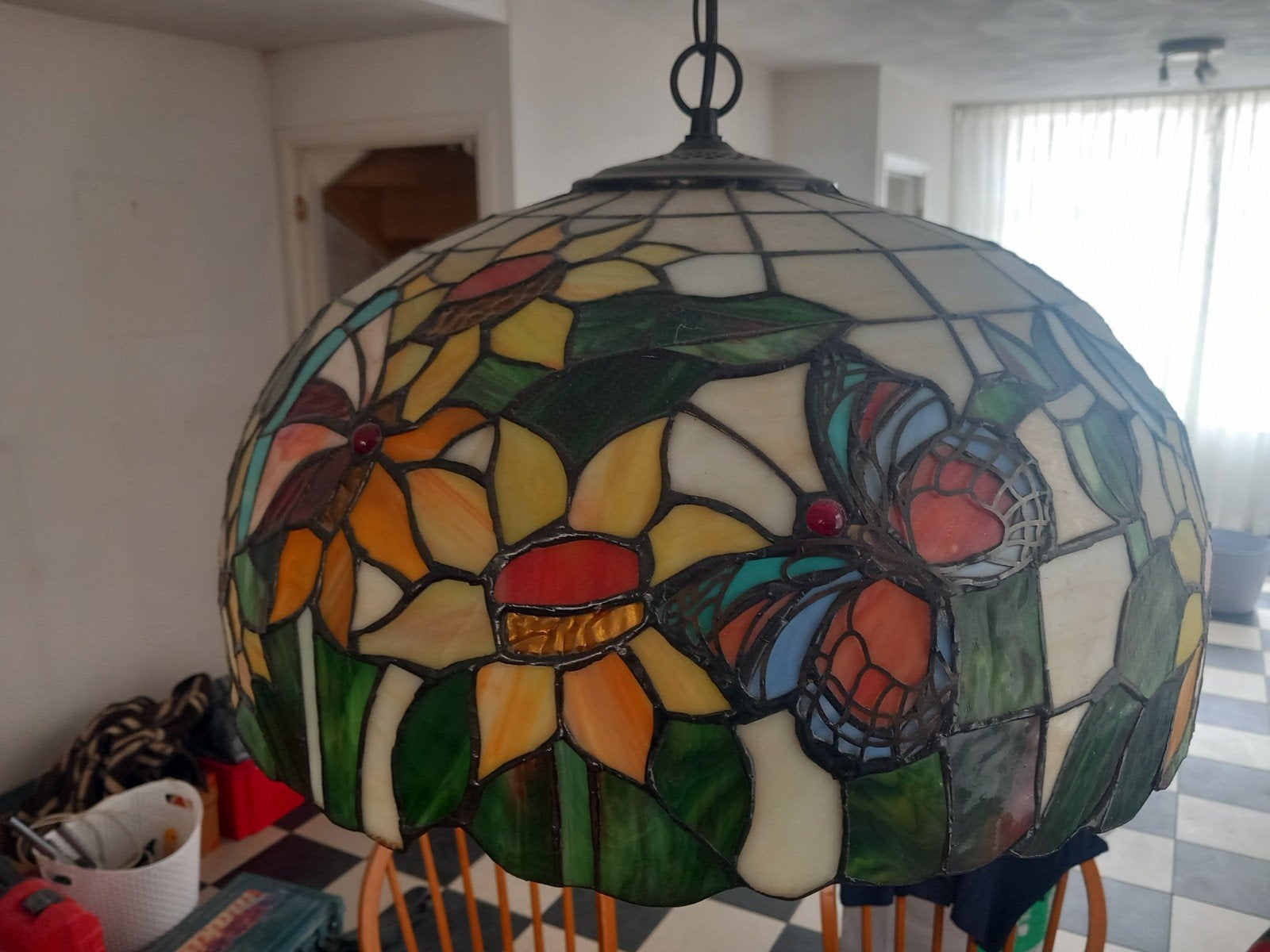 Tiffany Stijl Hanglamp met Bloemen en Vlinders, Glas, E27 (groot), Ophalen of Verzenden, Tiffany, Art Nouveau