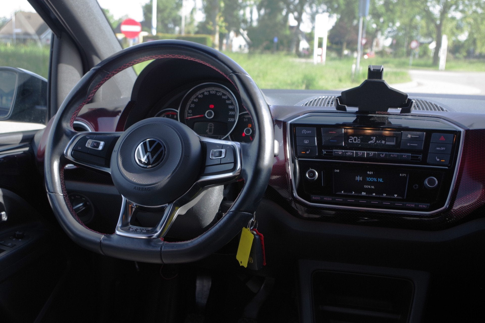 Volkswagen up! 1.0 TSI 116 PK GTI, Stoelverwarming, Camera,, Voorwielaandrijving, 116 pk, Zwart, Origineel Nederlands