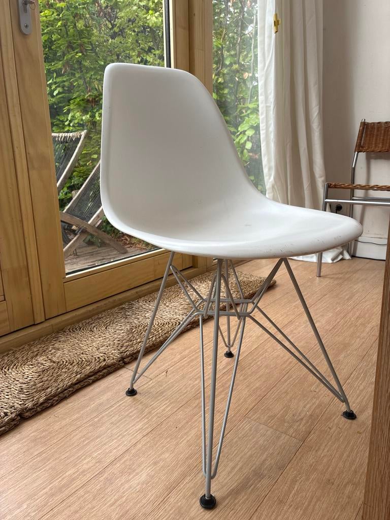 Vitra DSR Kuipstoel Wit - Eames Design, Ophalen, Kunststof, Gebruikt, Wit