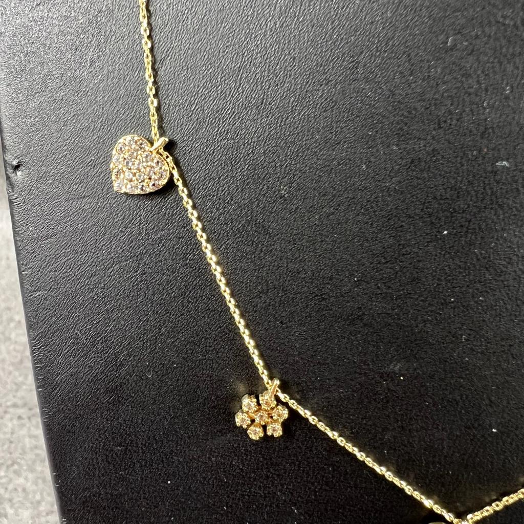 Gouden Ketting | 14k | 2,94g | met 5 bedels | 42cm | 408968, Sieraden, Tassen en Uiterlijk, Kettingen, Met hanger, Gebruikt, Ophalen of Verzenden