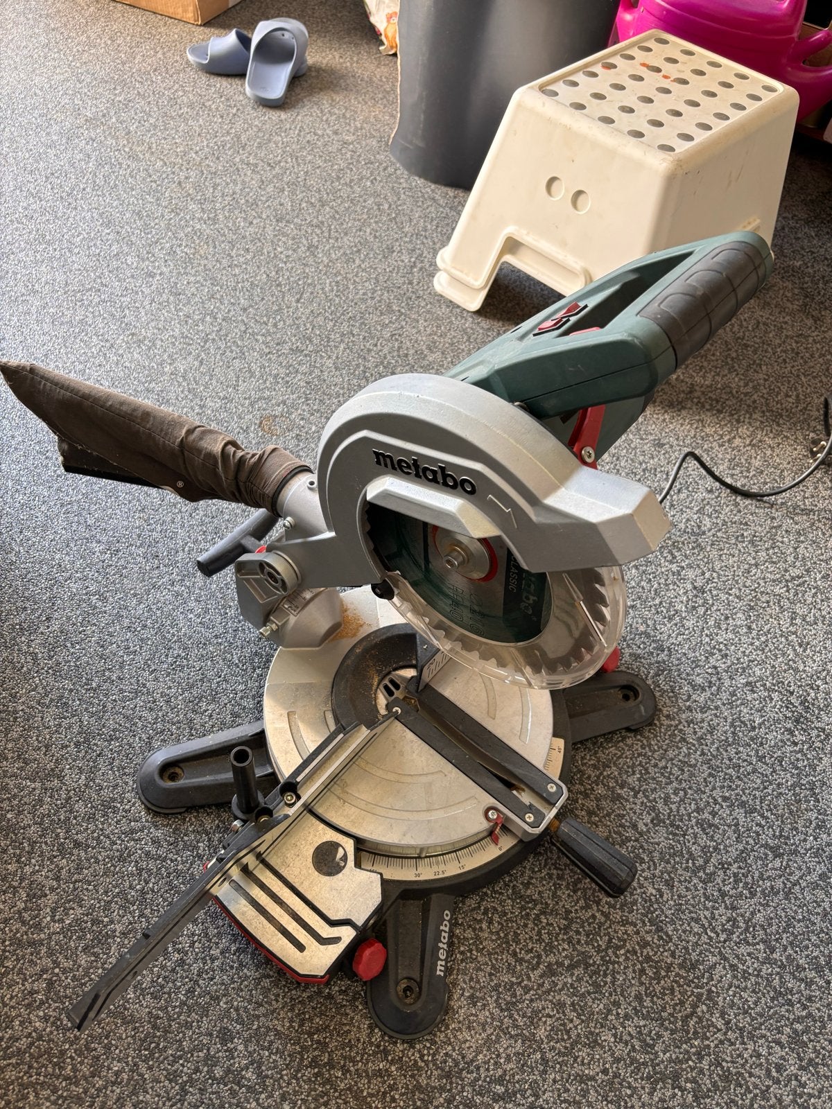 Metabo KS 216 M Lasercut Afkortzaag, Ophalen, Gebruikt, 600 tot 1200 watt, Afkortzaag