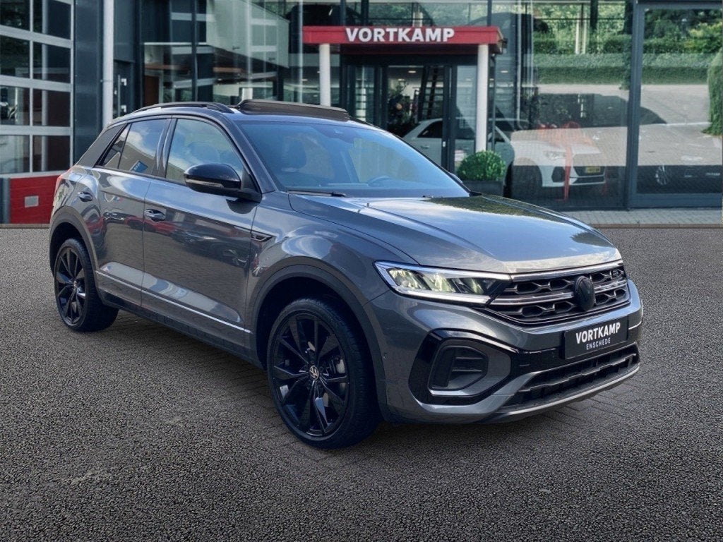 Volkswagen T-Roc 1.5 TSI DSG R-LINE BLACK-OPTIC PANO-DAK/CAM, 12 maanden, Euro 6, 4 cilinders, Bedrijf