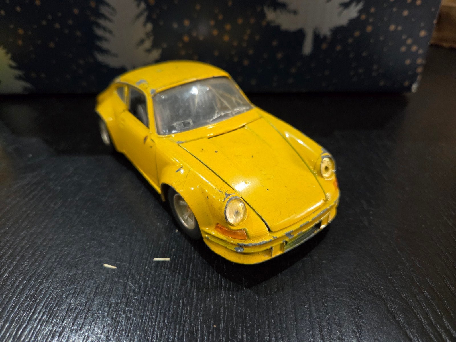 Porsche 911 Burago 1:24 opknapper, Ophalen of Verzenden, Gebruikt, Auto, Bburago