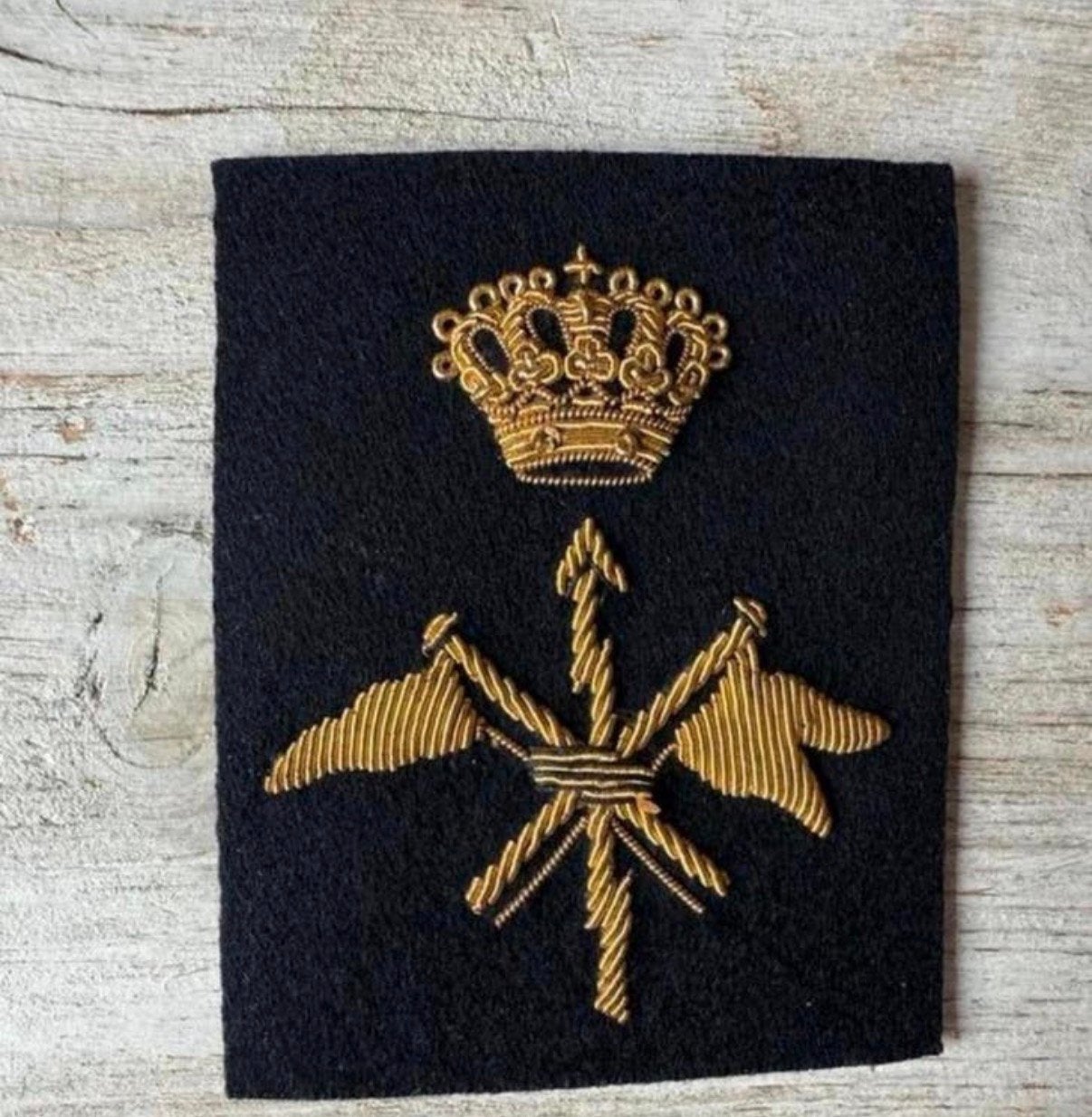 Marine embleem Seiner O/M KROON, Verzenden, Marine, Nederland, Embleem of Badge