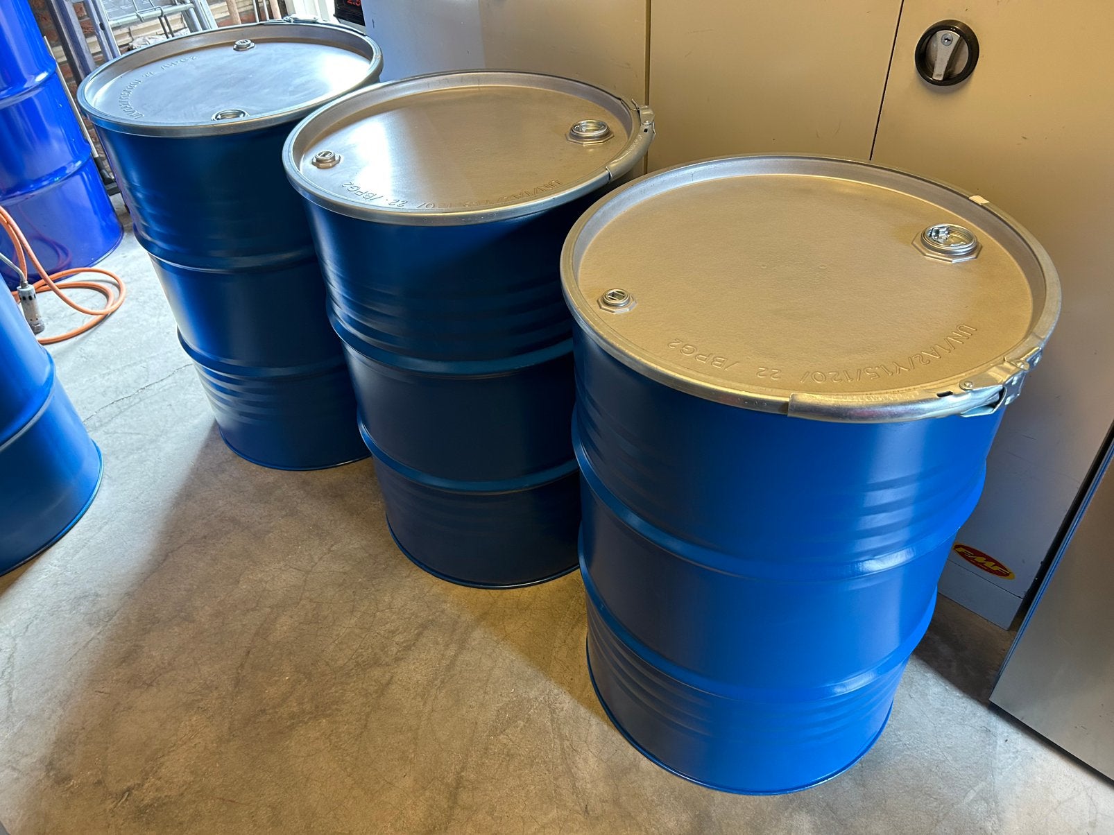 200 liter olievat los deksel stookvat snoeiafval opslag vat, Ophalen, Zo goed als nieuw, Vuurton