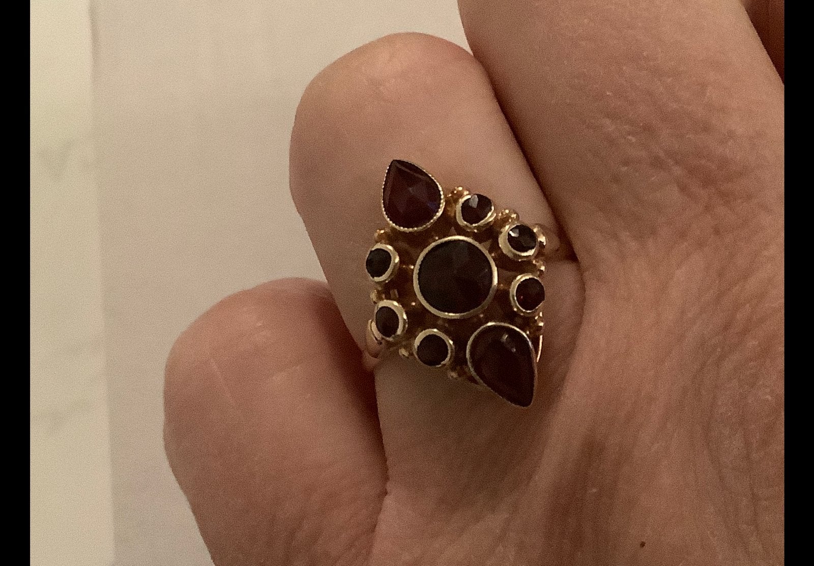 Geweldige antieke gouden ring entourage edelsteen granaat 14, Sieraden, Tassen en Uiterlijk, Ringen, Verzenden, Zo goed als nieuw