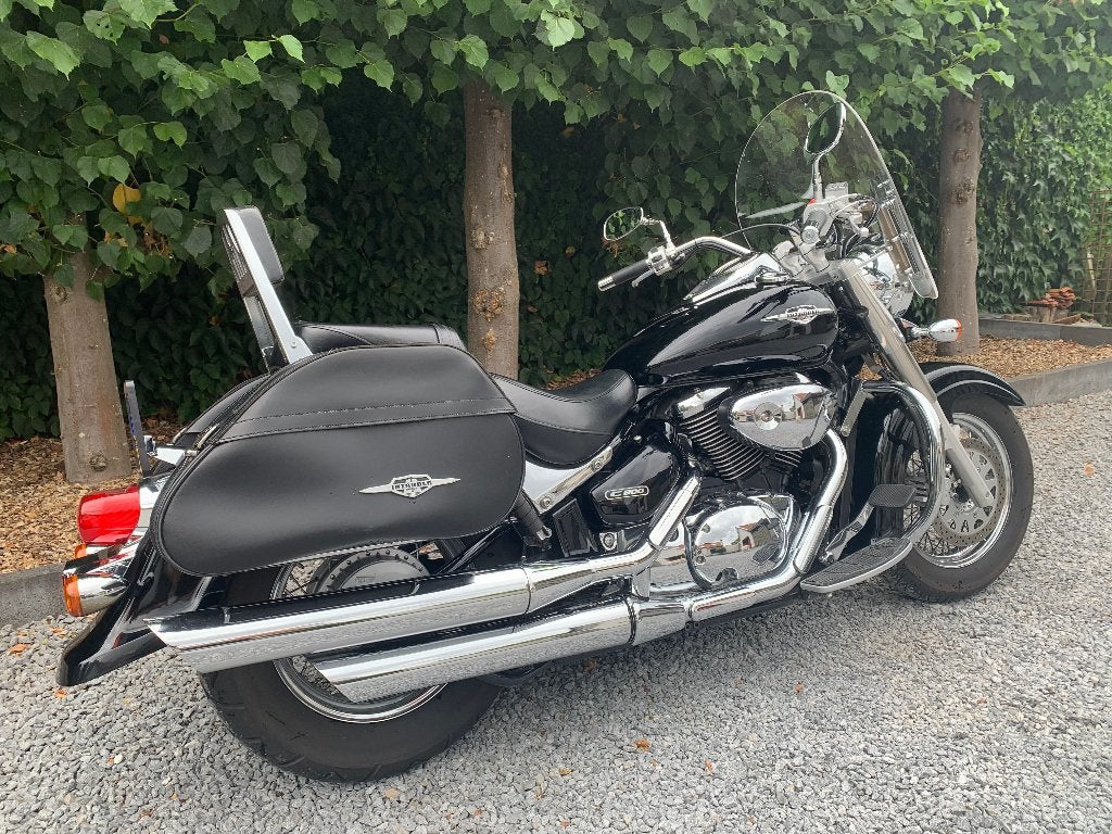 Suzuki Intruder VL800, Cardan-aandrijving, 2 cilinders, Occasion, 805 cc
