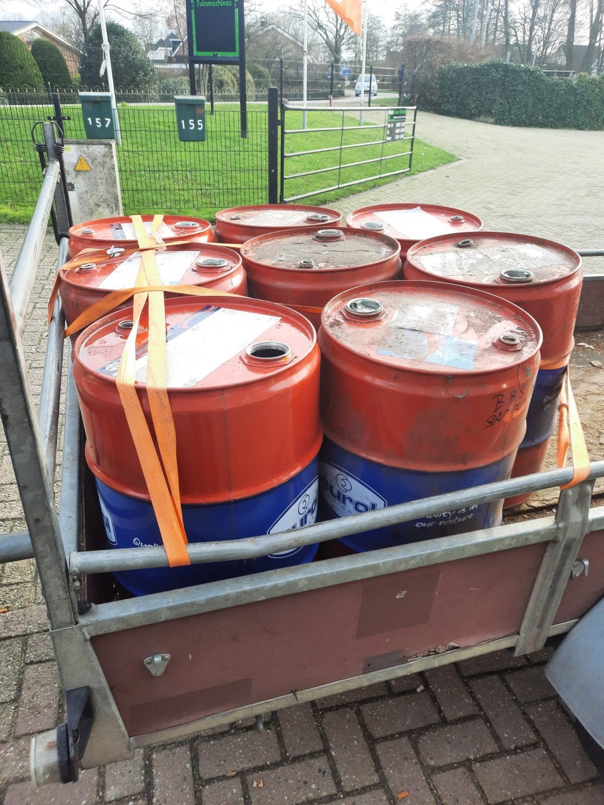 Partij gebruikte kleine olievaten (leeg) ideaal als vuurton, Ophalen of Verzenden, Gebruikt