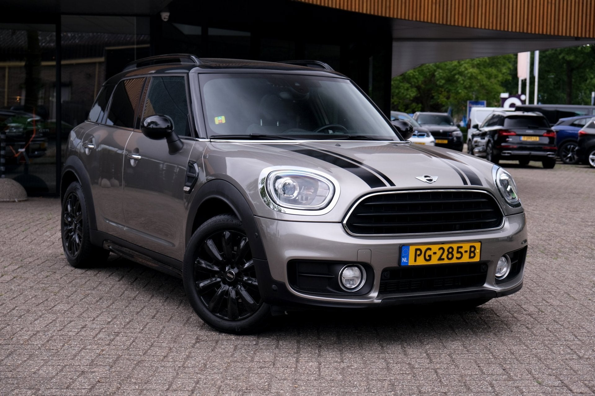 Mini Countryman 1.5 Cooper Chili|Rijklaar!|Pano|HarmanKardon, 136 pk, Gebruikt, Countryman, 715 kg