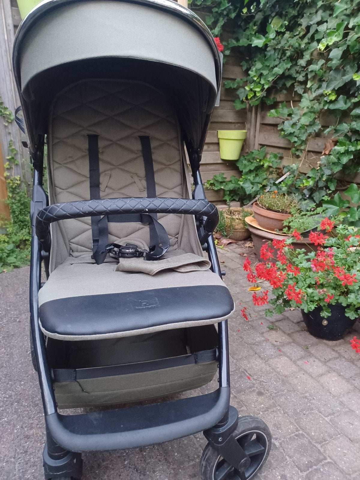 Luxe Future Design Buggy - Legergroen - Zo goed als nieuw, Ophalen of Verzenden, Zo goed als nieuw, Overige merken, Verstelbare rugleuning